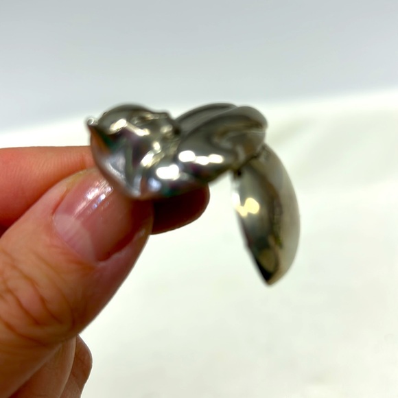 Vintage  Max Factor crème “ Aquarius Perfume “ Cat hinged holder/ necklace 22” - Picture 5 of 8